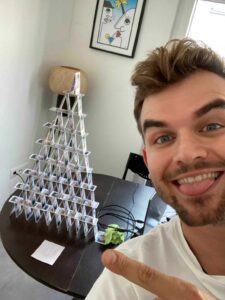 team building en ligne chateau de carte terrakana